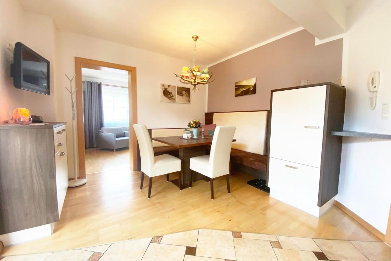 Apart Haus Bella Mayrhofen Bagian luar foto