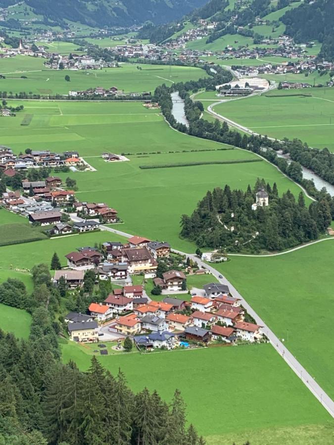 Apart Haus Bella Mayrhofen Bagian luar foto