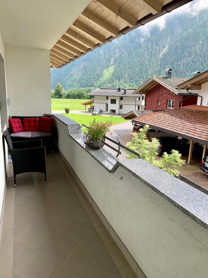 Apart Haus Bella Mayrhofen Bagian luar foto